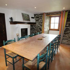 e1386252-ab27-4f95-bf7a-4c665003cd6f